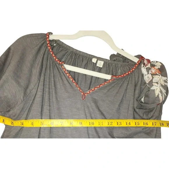 Cato Gray Floral Embroidered Long Sleeve Peasant Top Cotton V-Neck Blouse M - Picture 7 of 8